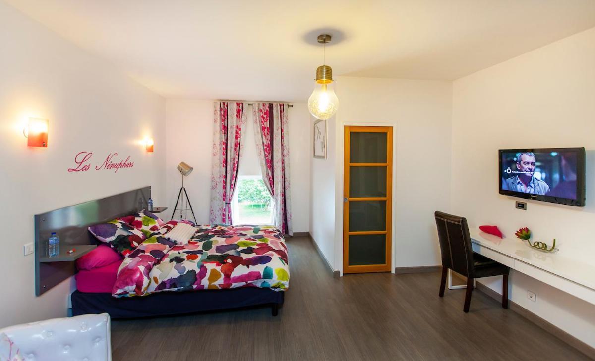 Les Etangs Du Moulin D'Harcy Hotel Lonny ภายนอก รูปภาพ